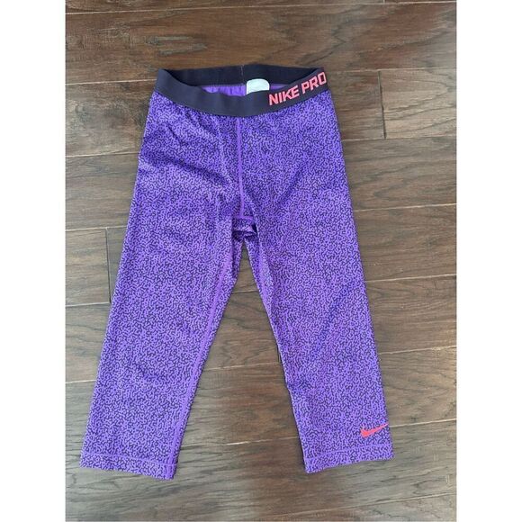 Nike Pants - Nike Pro Dro Fit Leopard Cheetah Purple Capri Leggings